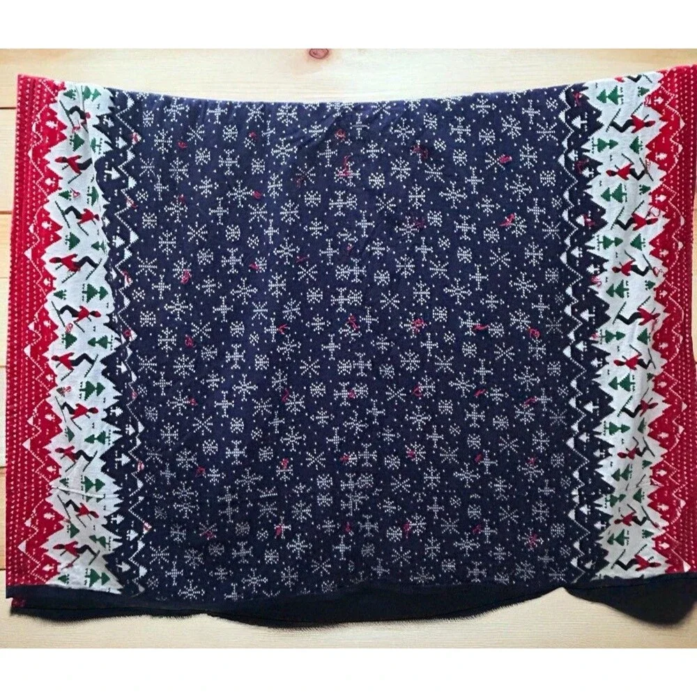 Vintage Winter Blanket Quilt Snowflake Folk Art Skiing 85x60 Mid Century Throw